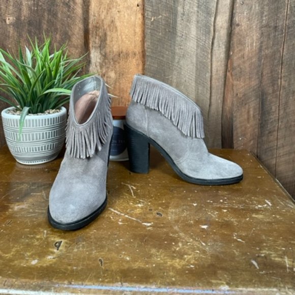 Joie Grey Suede Fringe Booties - Size 36 1/2 - US 6 - Picture 2 of 13